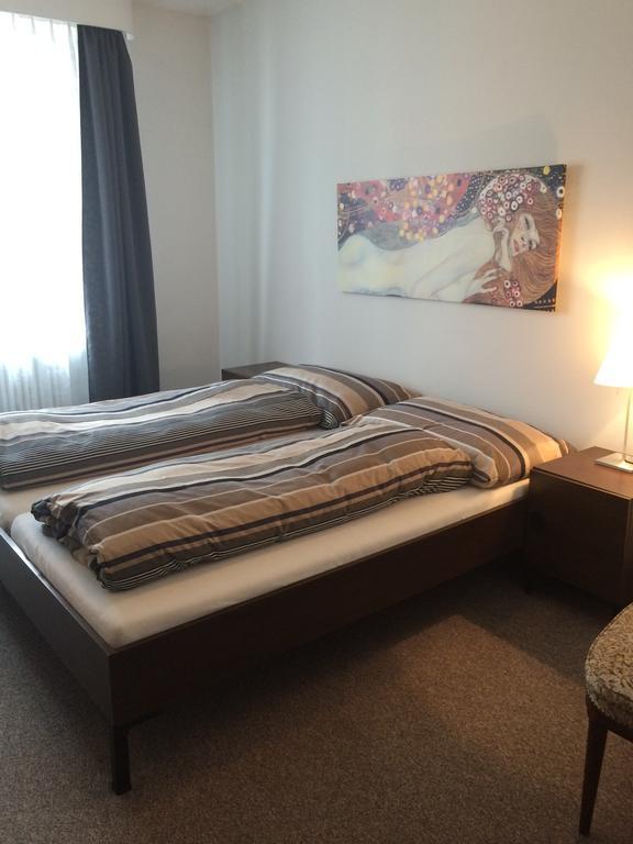 Hotel Schwert Näfels الغرفة الصورة