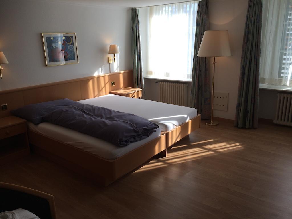 Hotel Schwert Näfels الغرفة الصورة